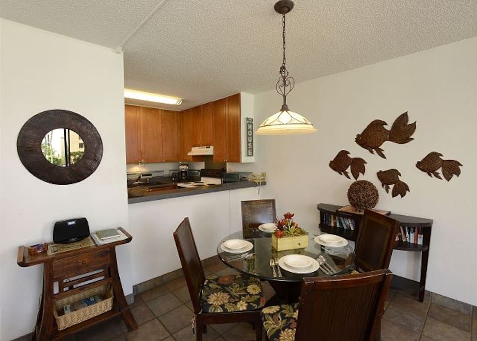Dining/Kitchen