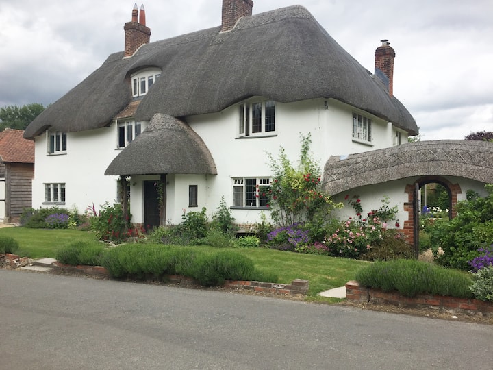 The Old Farm House, Monxton Houses for Rent in Hampshire, England