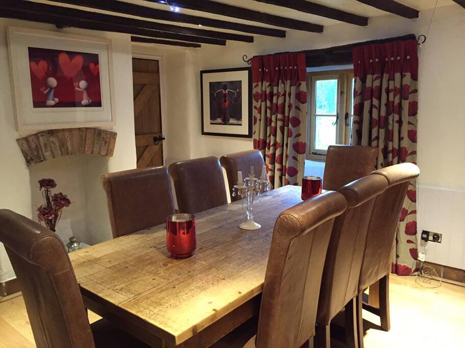 Enjoy a fabulous breakfast before the start to your day in our dining room.