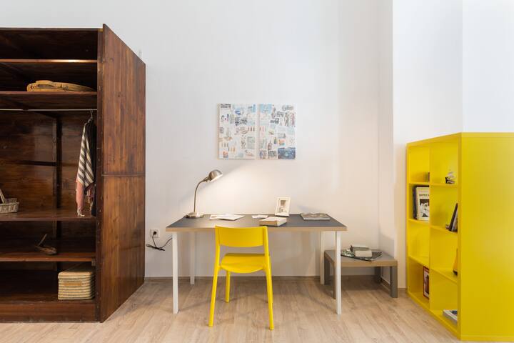 DOWNTOWN DESIGNER LOFT 2 – ACROPOLIS VIEW ROOFTOP gallery image 4