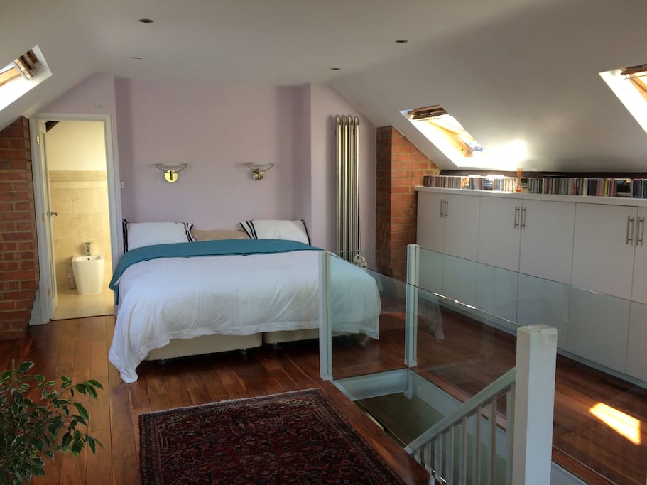 Queen size bed