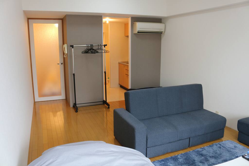 Clean and comfy room!