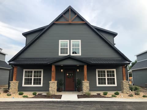 Branson Oasis  - Perfect Location and Development
