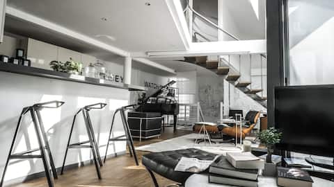 Beautiful Loft 130m2. Sun and quiet