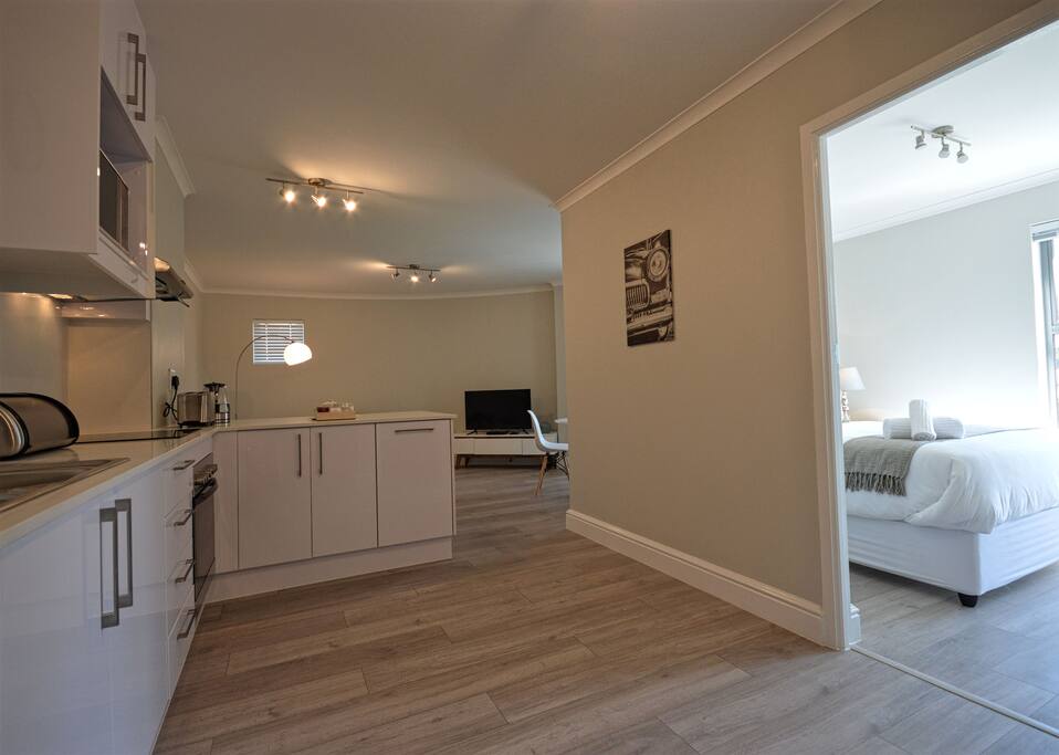 The fully equipped kitchen