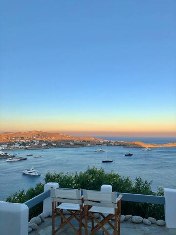 Blue gallery image 3