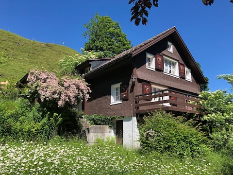 Chalet Sagentobel - pure relaxation and yet central