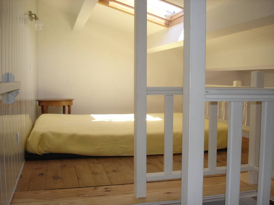 Lit sur la mezzanine