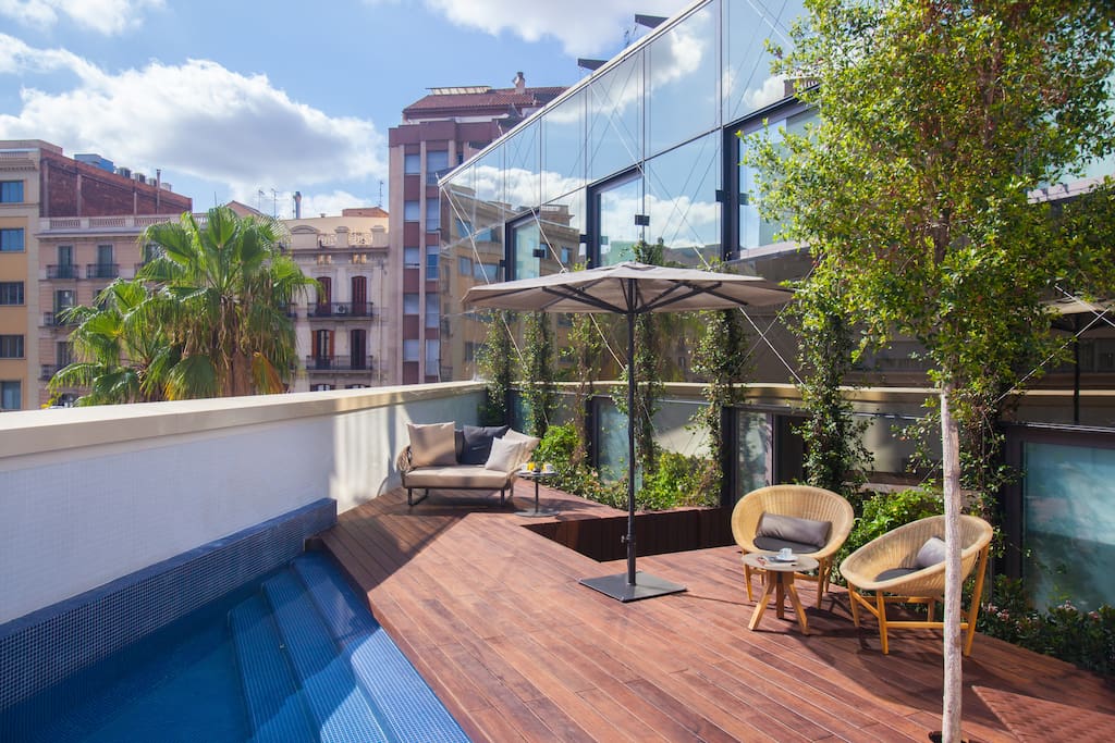 Grand Suite 2 - Private terrace with pool