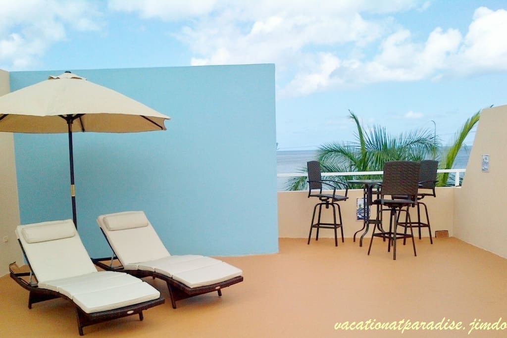 Super Confy Chaise Lounges and High Table at Private Roof Top Terrace