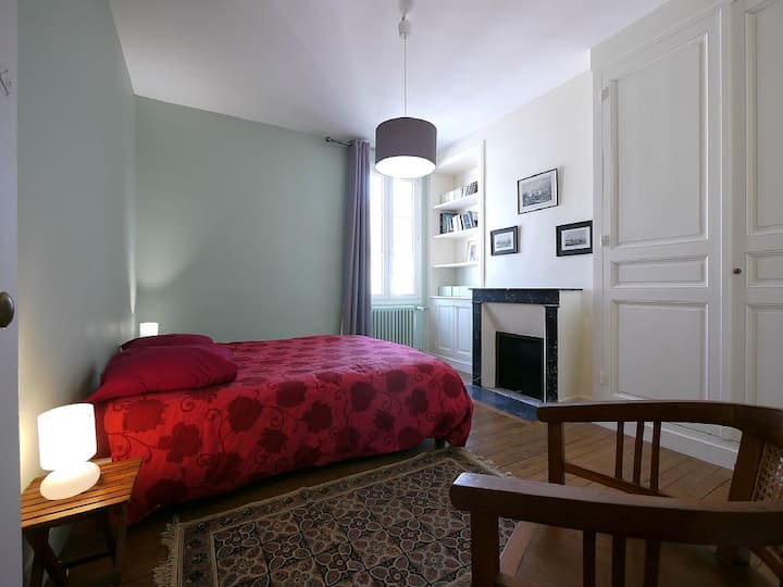habitación de viaje