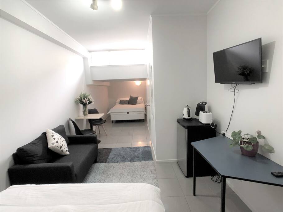 Lovely spacious studio room