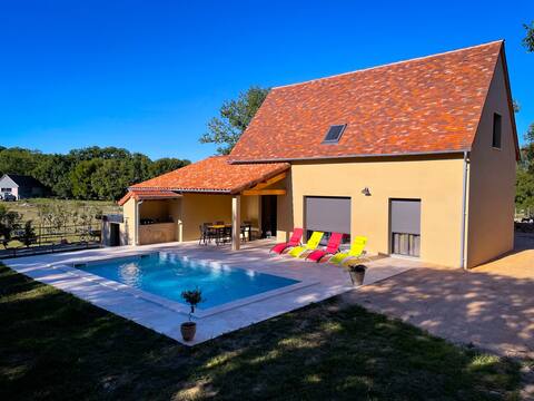 Villa with pool on the causse