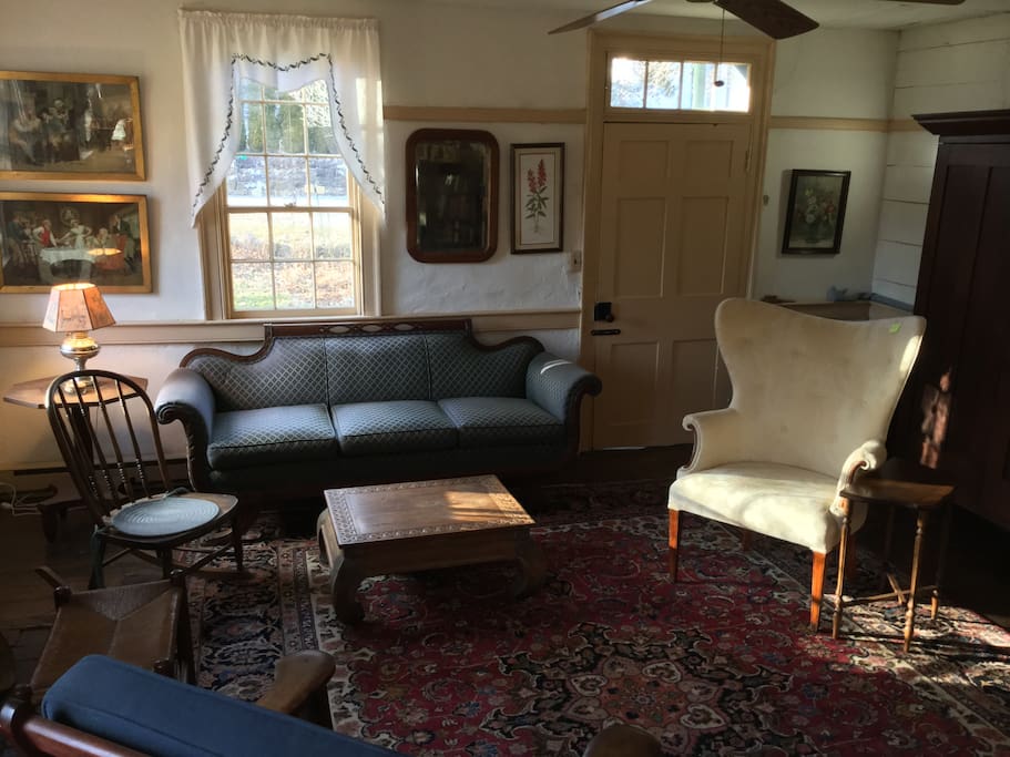Originally part of Bell's Tavern, dating to the 1790s.