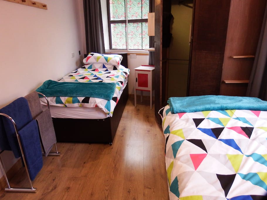 Yard Bedroom (twin singles - can be pushed together)