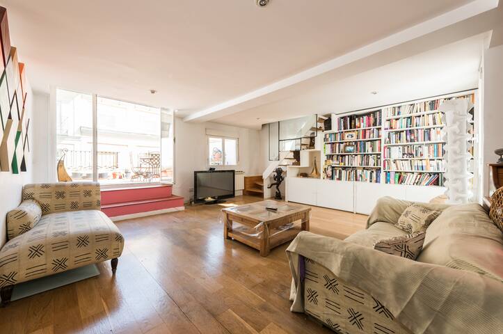 Romantic terrace and large penthouse Malasaña gallery image 3