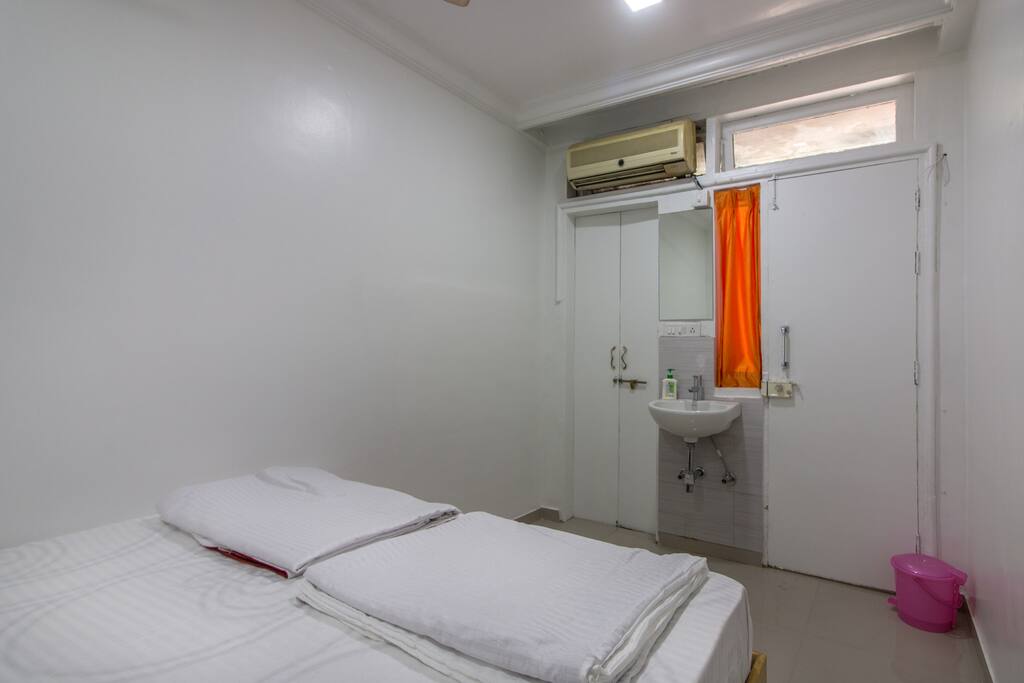 Private bedroom