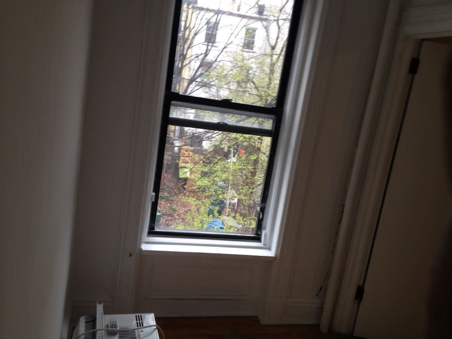 6x9 private room with rear window