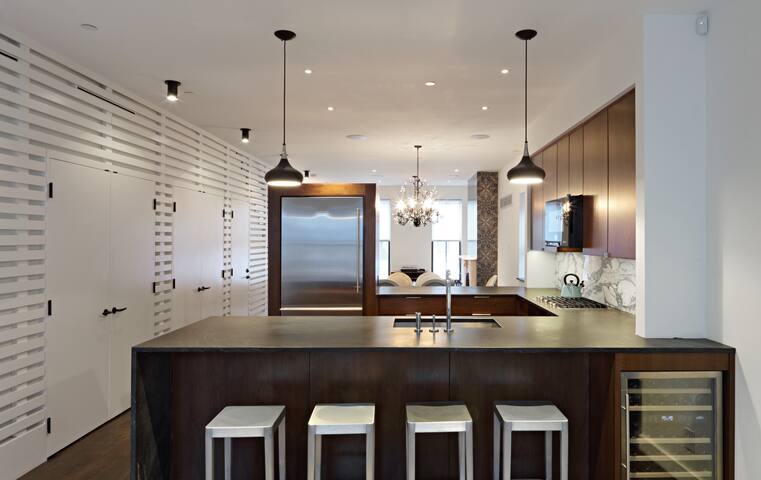 Fort Greene Brooklyn mint rowhouse gallery image 5