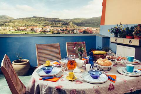 The heart of Bosa in an ancient and charming House