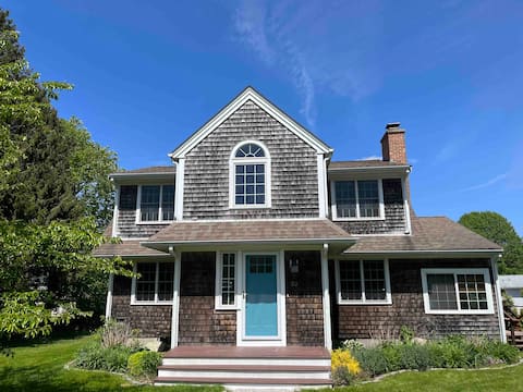 Great Mate, Little Compton (aka Sauna by the Sea)