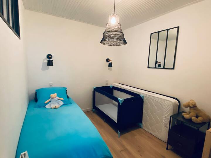 Habitación para niños (equipo bajo petición) o cama doble 