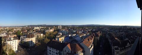 central apartment in Basel with great view