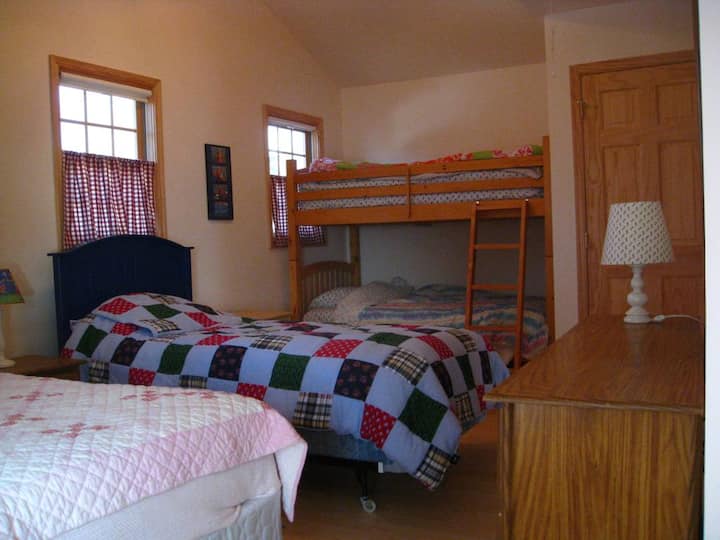 ชั้นสอง "ห้องสองชั้น"