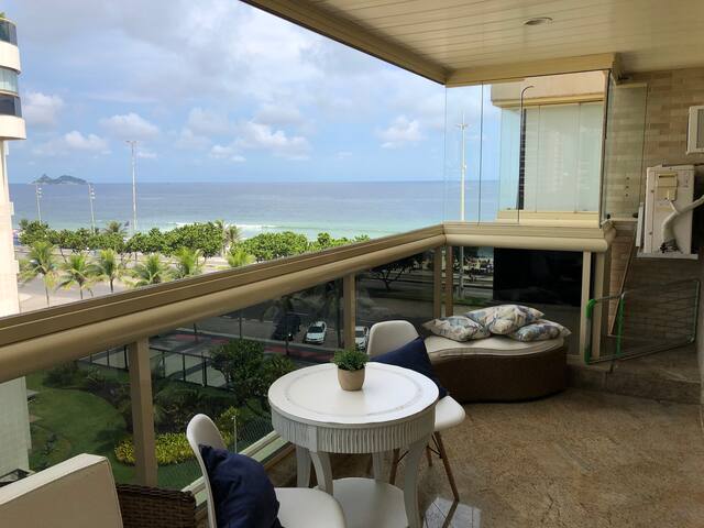 Marcolini Hospedagens managed Airbnb listing 2