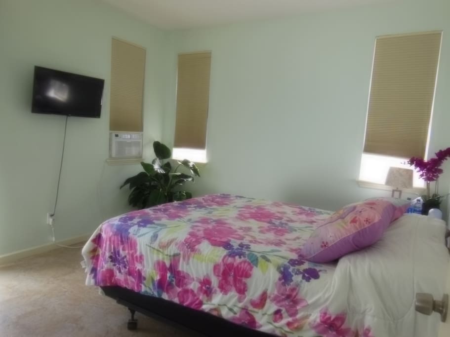 Bed room 1