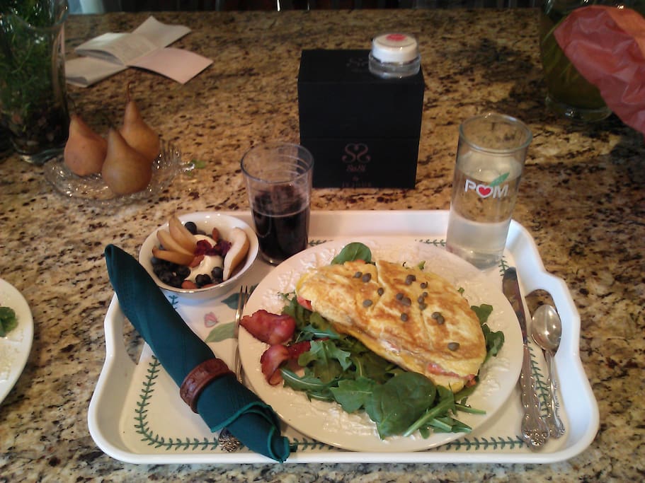 Fresh Organic Gourmet Breakfast Served when Requested the Day Before (extra $20/person cash or card) non-gmo