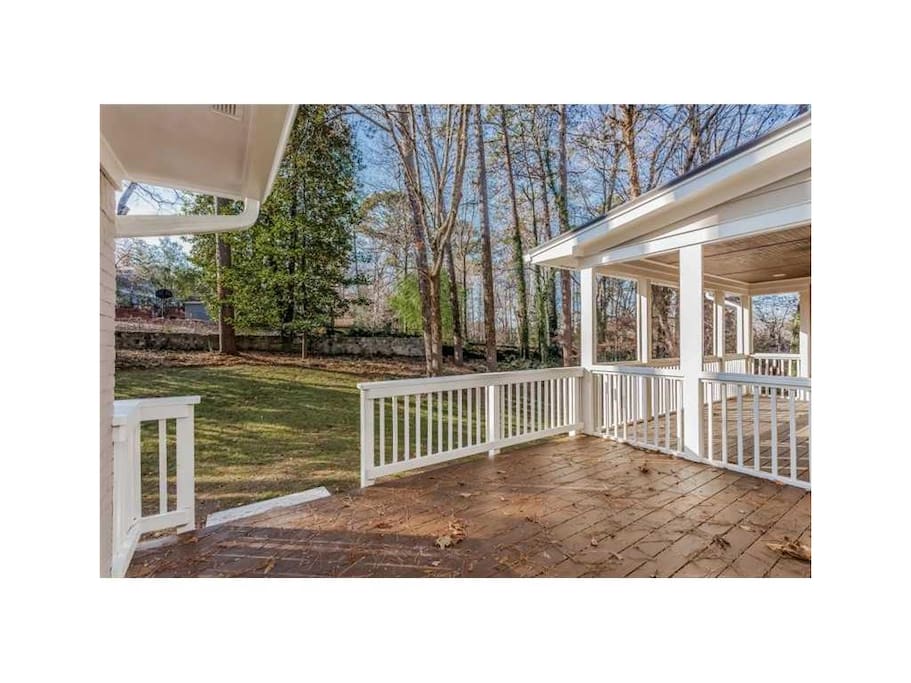 Beautiful open deck and backyard