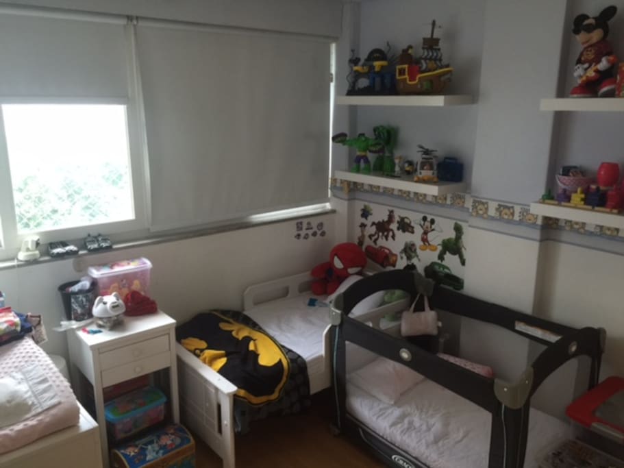Quarto Criancas Cama e berco/ Kids Room Bed and Crib