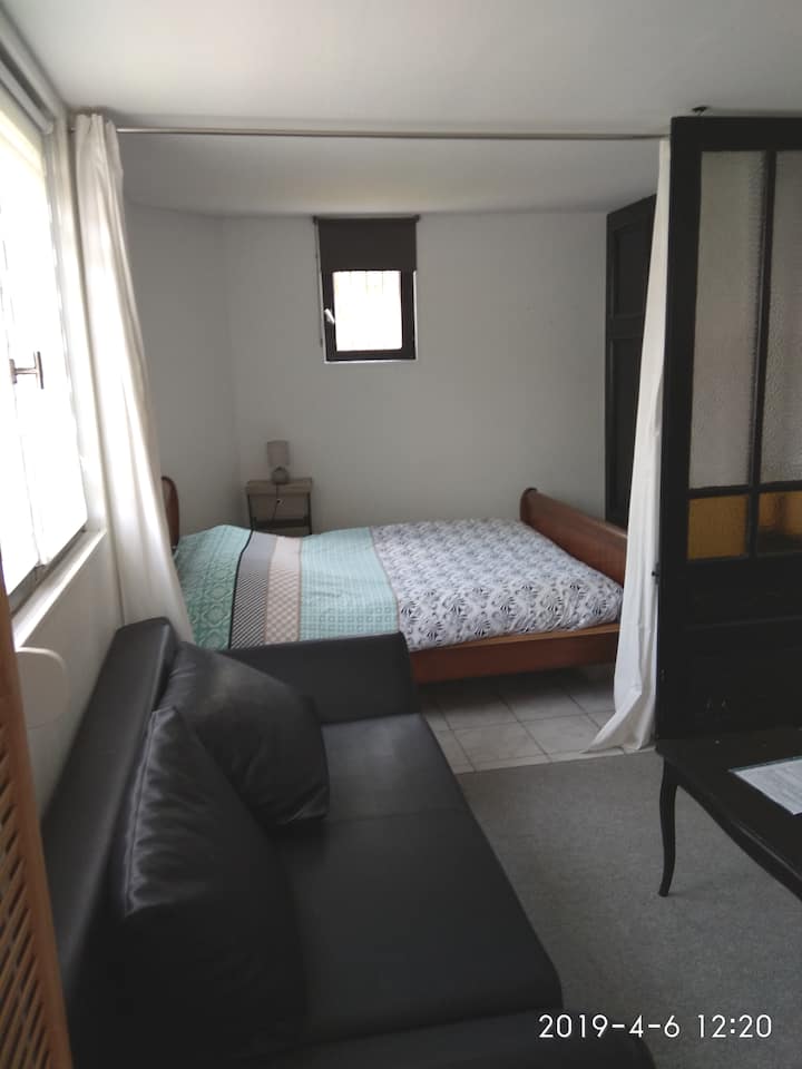 Sehemu ya chumba cha kulala