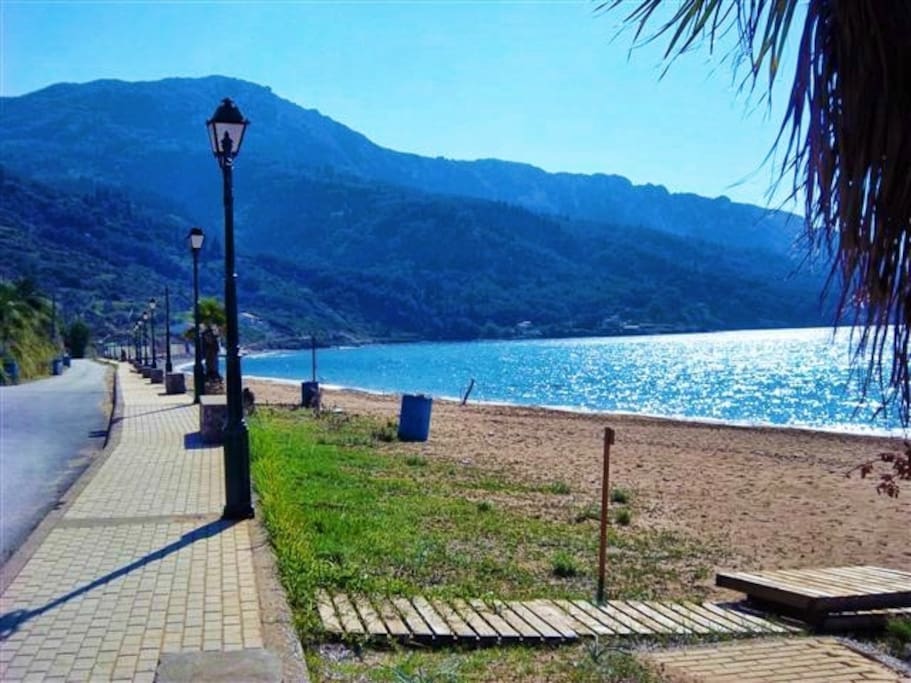 Agios Georgios Beach