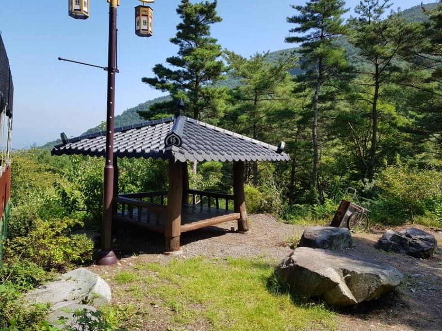 외부 마당 정자