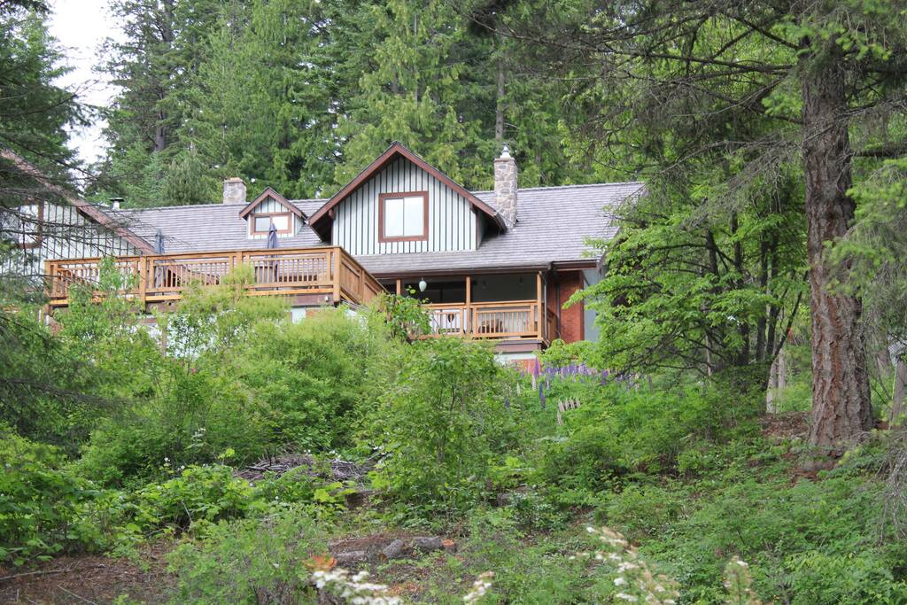 Tara Shanti Bed & Breakfast
