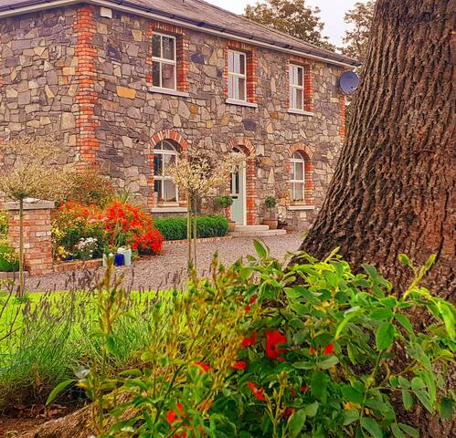 Rustic FarmHouse Dublin City/Airport gallery image 3