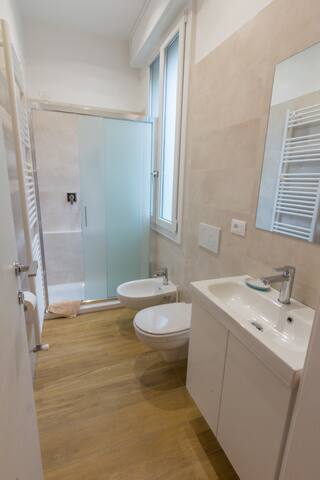 BOLOGNA Ospedale, Centro, Fiera, Fairy, Centre gallery image 2