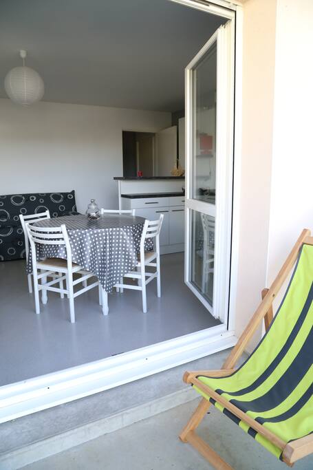 Pièce de vie sur balcon