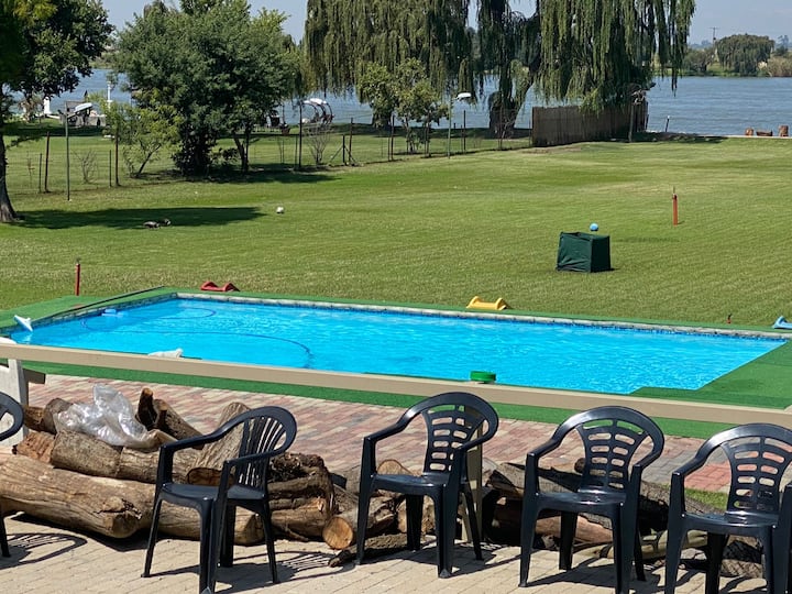 Vaal River Weekend Getaway - House 8