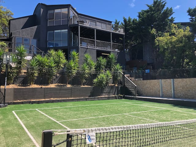 Beach Villa Heated Pool Tennis Spa Pets welcome