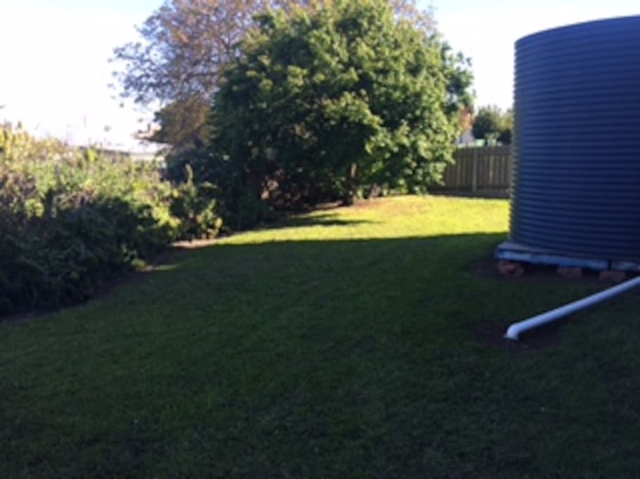 Fully enclosed back yard