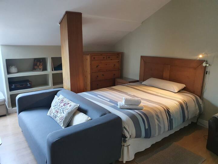 Great room in an unbeatable area in Las Rozas Apartments for Rent in