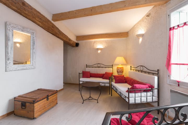 Lolile 1 : Charmante Maison Avec Extérieur - L'Isle-sur-la-Sorgue