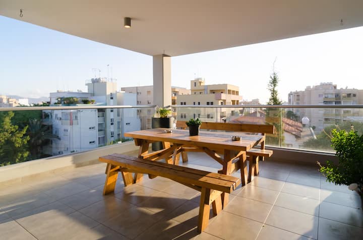 Stylish luminous apartment in Nicosia center