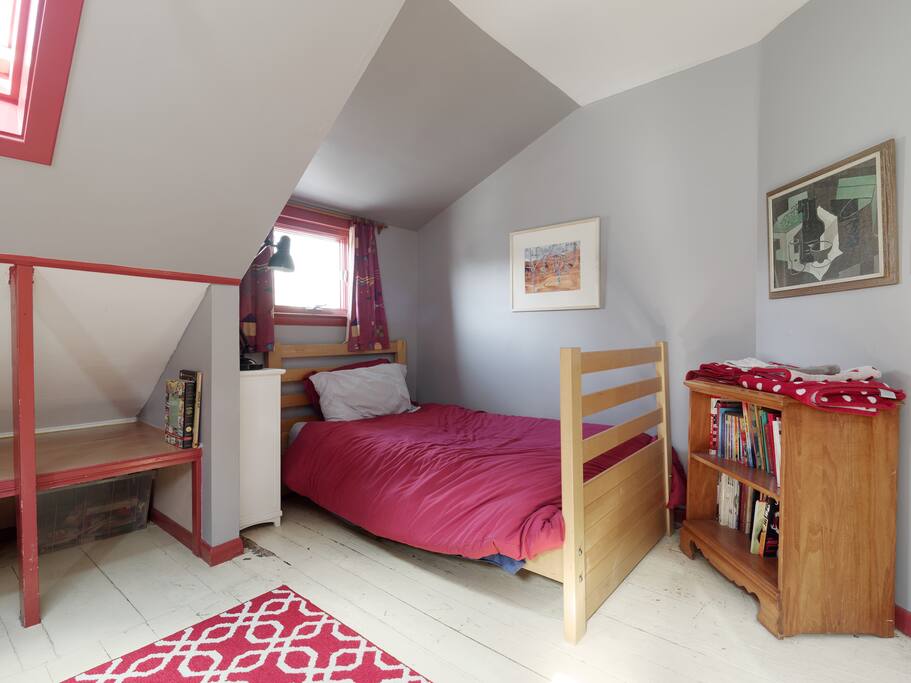 twin bed