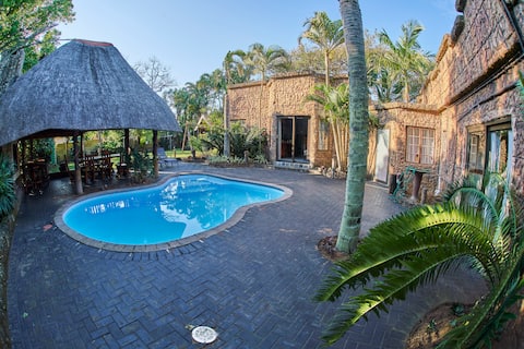 The Sweetest Spot (8 Sleeper Villa)