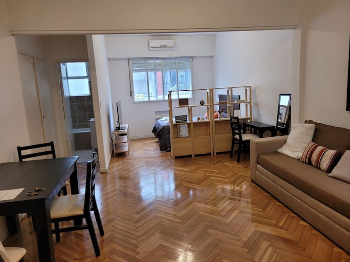 Studio apartment in Recoleta