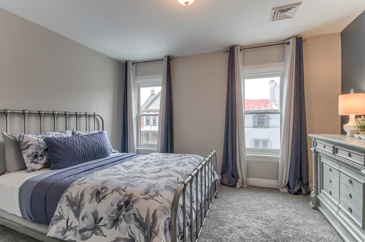 ห้องนอนที่ 3 - เตียงควีนไซส์